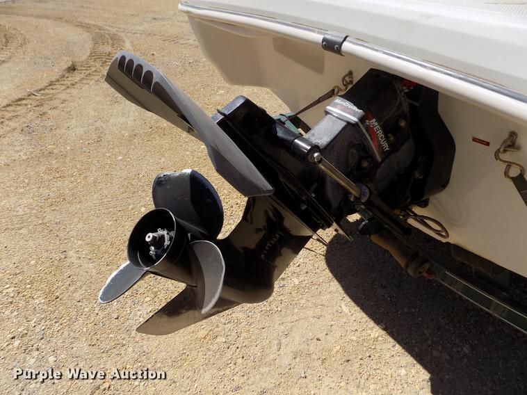 image for item DE1176 2004 Tahoe Q7 boat with trailer