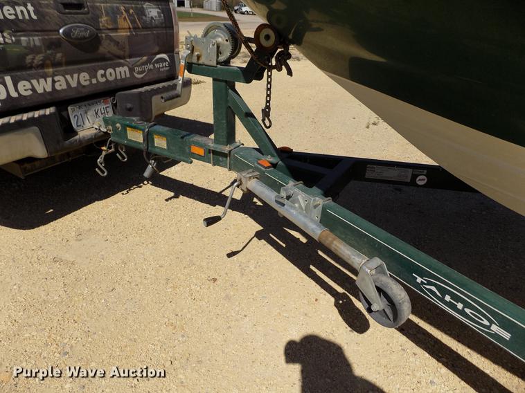 image for item DE1176 2004 Tahoe Q7 boat with trailer