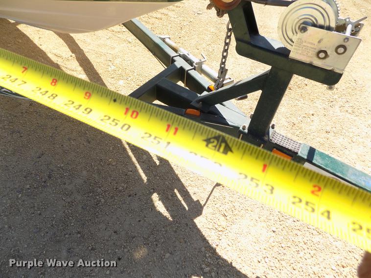 image for item DE1176 2004 Tahoe Q7 boat with trailer