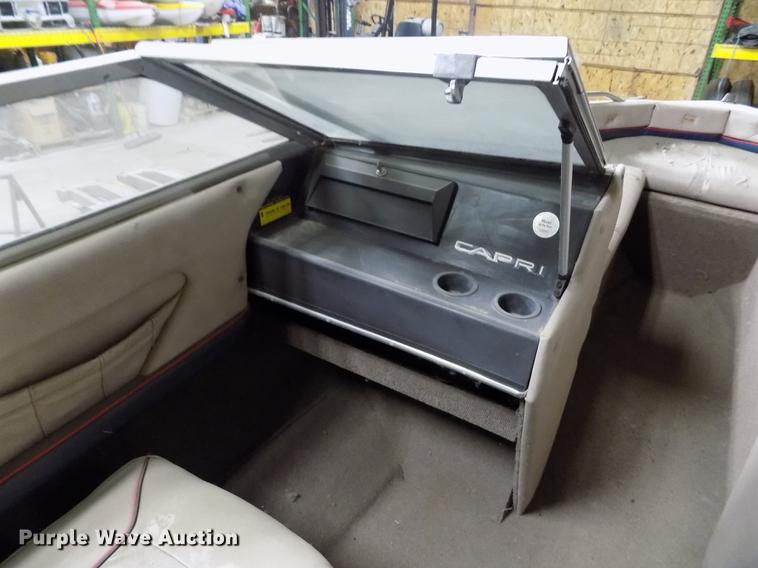 image for item DE1186 1985 Bayliner Capri boat with trailer