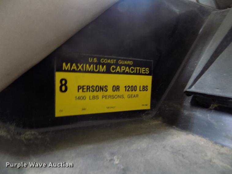 image for item DE1186 1985 Bayliner Capri boat with trailer