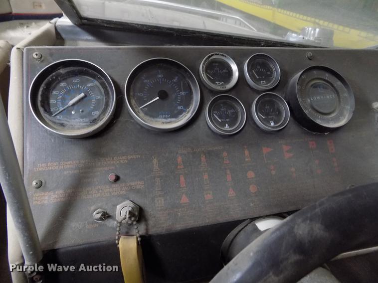 image for item DE1186 1985 Bayliner Capri boat with trailer