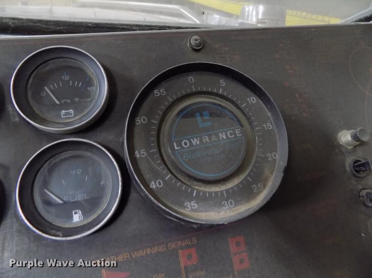 image for item DE1186 1985 Bayliner Capri boat with trailer