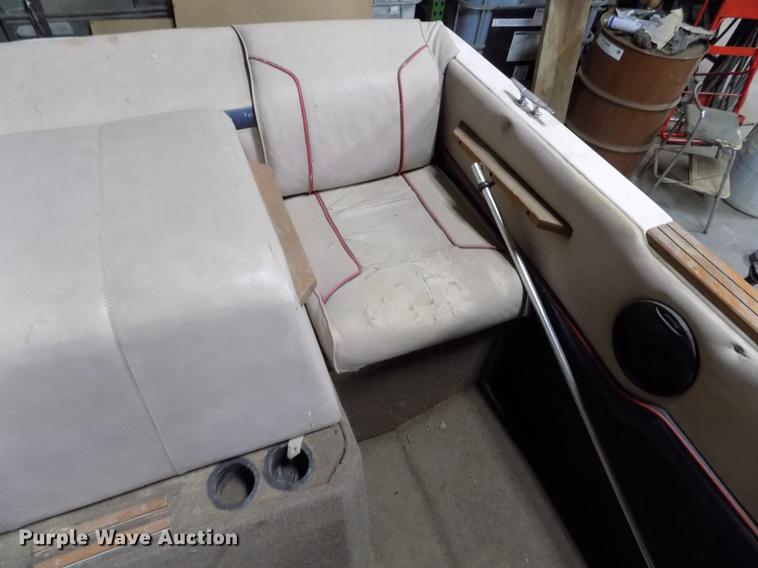 image for item DE1186 1985 Bayliner Capri boat with trailer