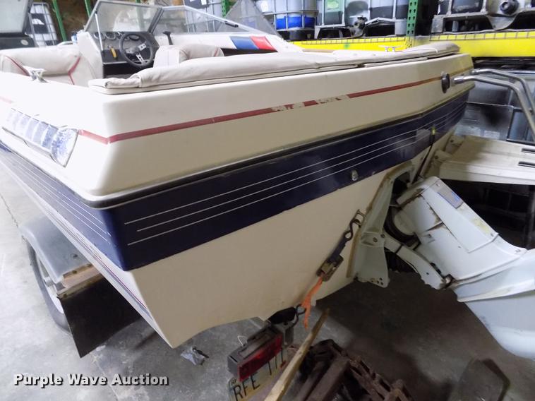 image for item DE1186 1985 Bayliner Capri boat with trailer