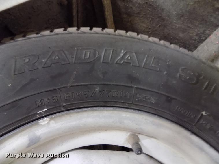 image for item DE1186 1985 Bayliner Capri boat with trailer