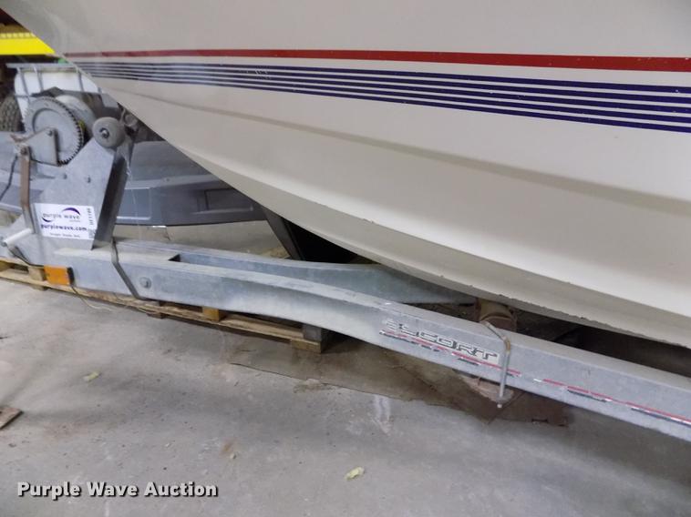 image for item DE1186 1985 Bayliner Capri boat with trailer