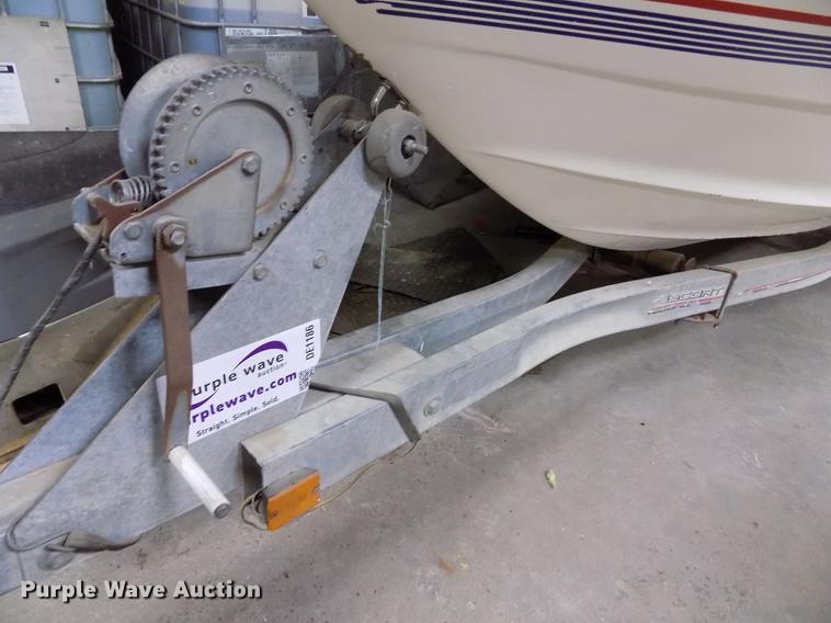 image for item DE1186 1985 Bayliner Capri boat with trailer