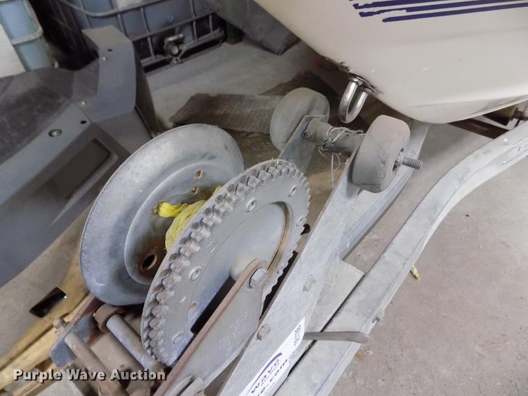 image for item DE1186 1985 Bayliner Capri boat with trailer