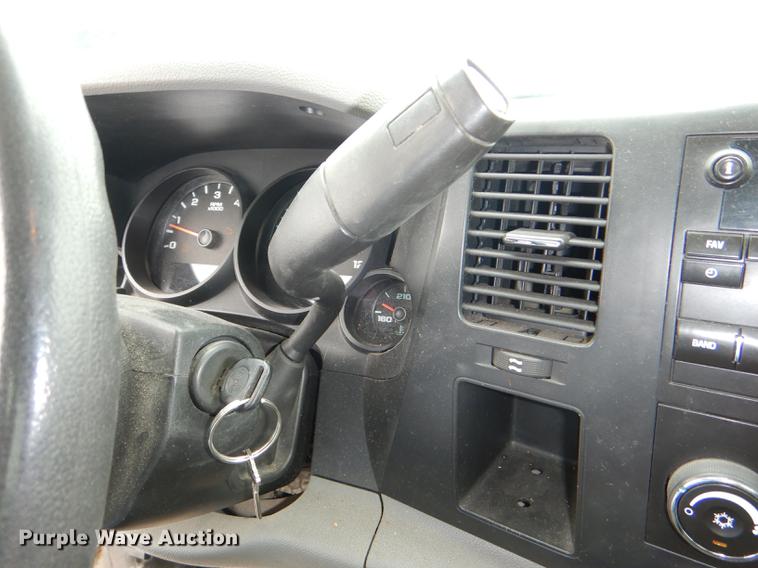 image for item DE3555 2008 GMC Sierra 1500 pickup truck