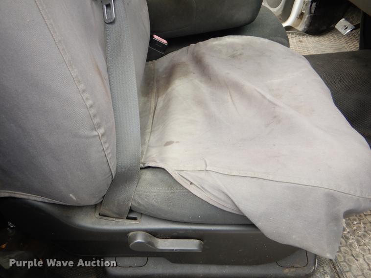 image for item DE3555 2008 GMC Sierra 1500 pickup truck