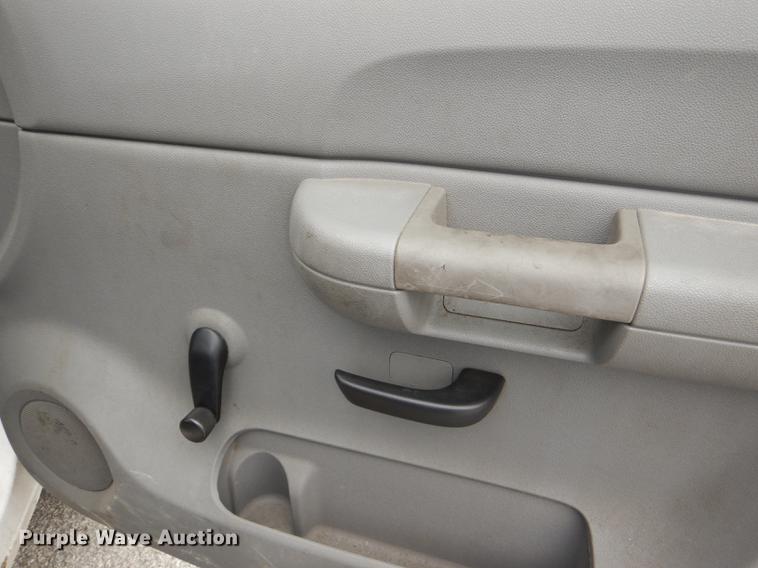 image for item DE3555 2008 GMC Sierra 1500 pickup truck