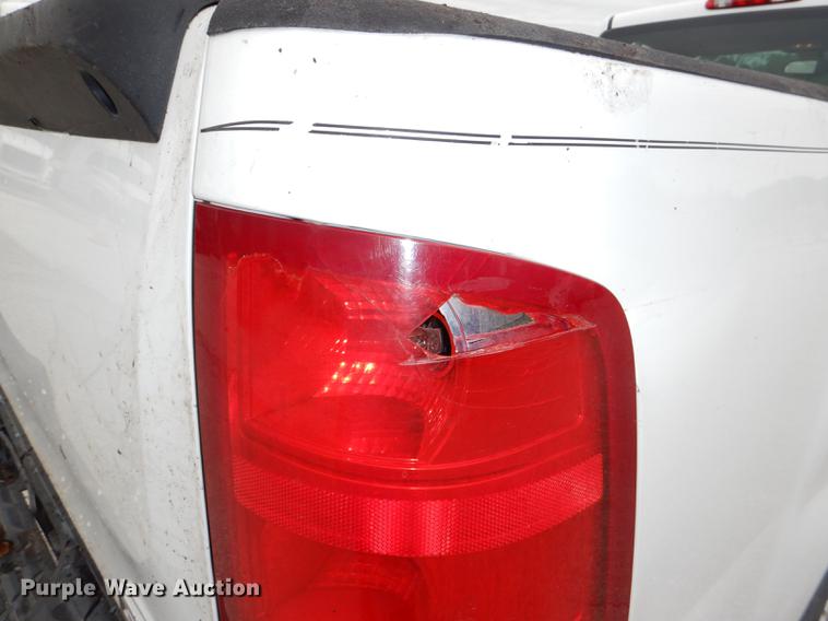 image for item DE3555 2008 GMC Sierra 1500 pickup truck