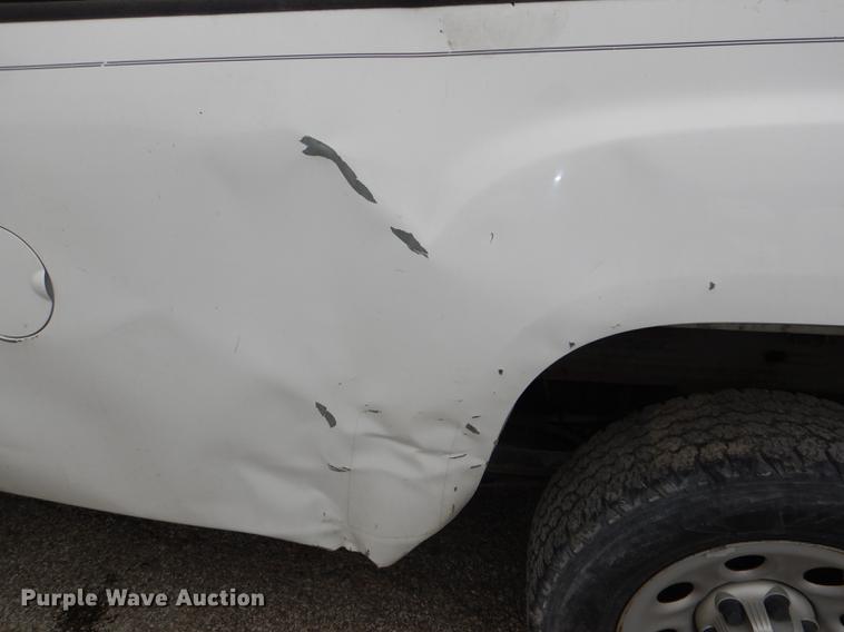 image for item DE3555 2008 GMC Sierra 1500 pickup truck