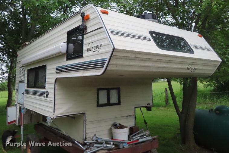 1990 Sunlite Hideaway slidein camper in Topeka, KS Item DE3557 sold