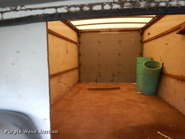 image for item DE3955 2006 Ford E350 Super Duty box van