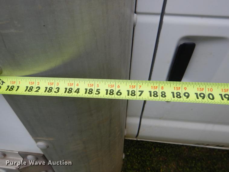 image for item DE3955 2006 Ford E350 Super Duty box van