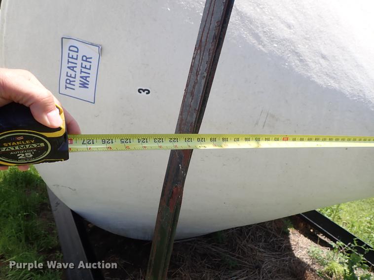image for item DE5357 Fiberglass tank