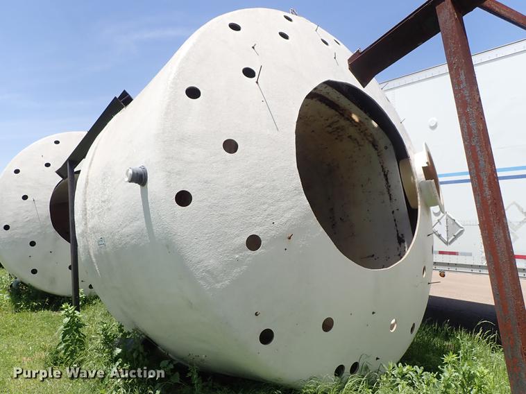 image for item DE5358 Fiberglass tank