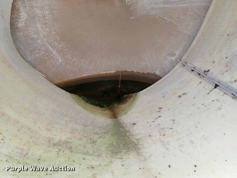 image for item DE5358 Fiberglass tank