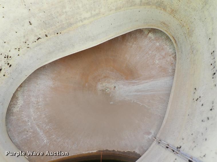 image for item DE5358 Fiberglass tank