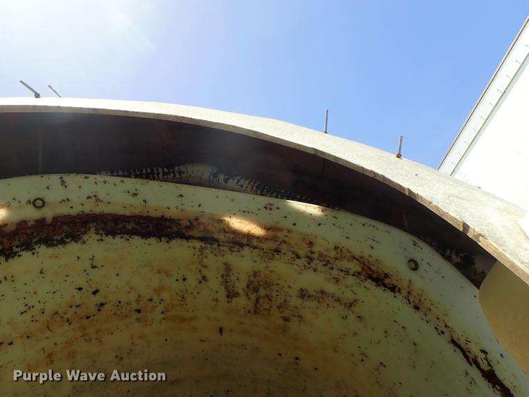 image for item DE5358 Fiberglass tank