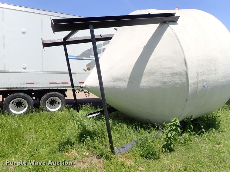 image for item DE5358 Fiberglass tank