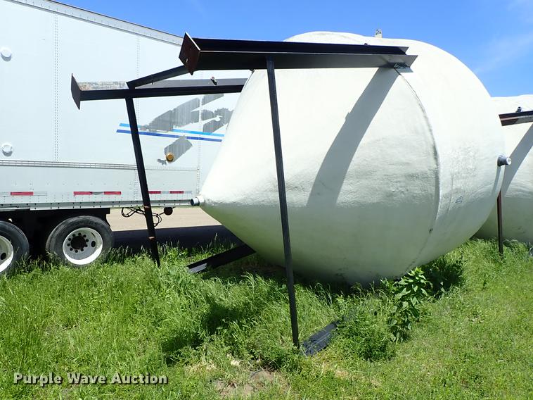 image for item DE5358 Fiberglass tank