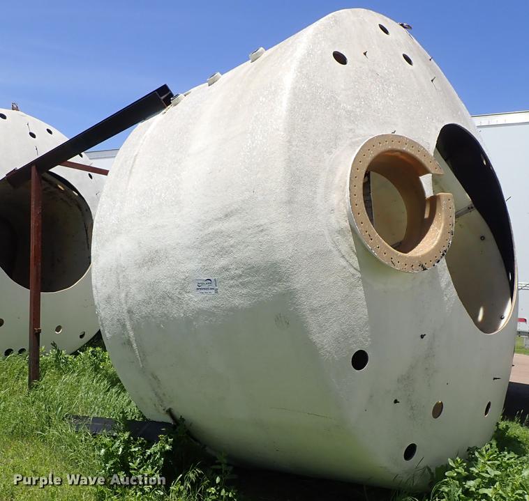 image for item DE5359 Fiberglass tank