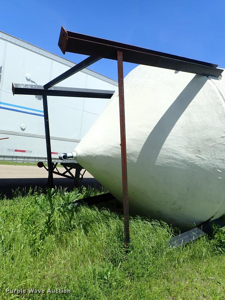 image for item DE5359 Fiberglass tank
