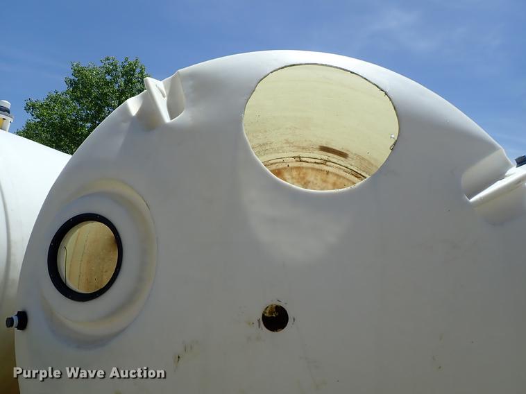 image for item DE5361 Poly tank