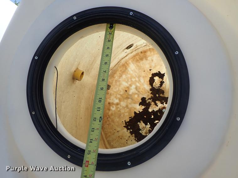 image for item DE5361 Poly tank