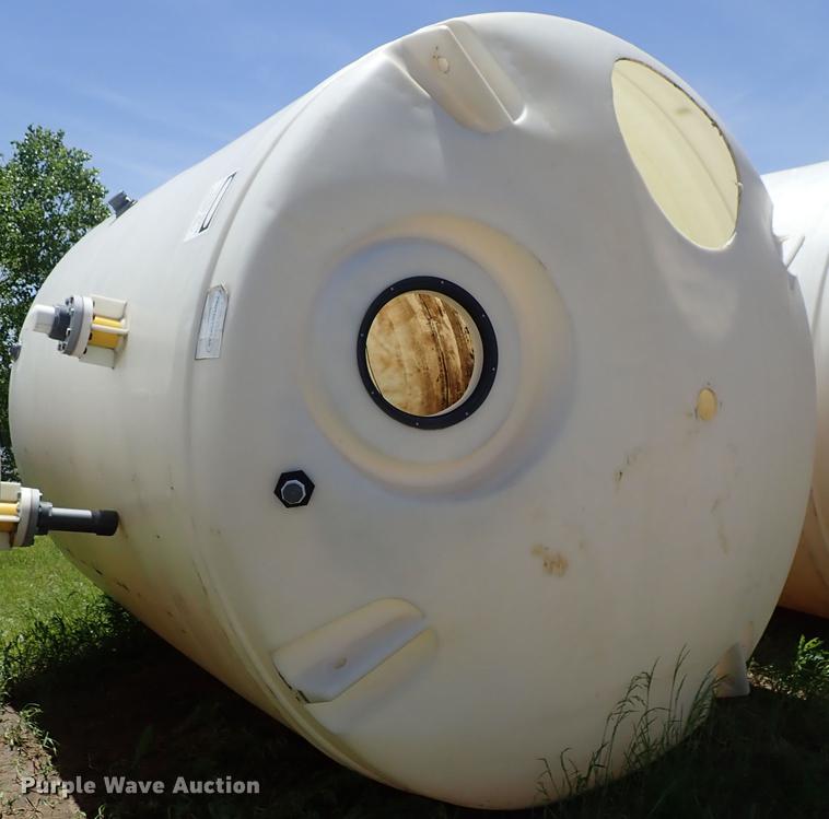 image for item DE5361 Poly tank