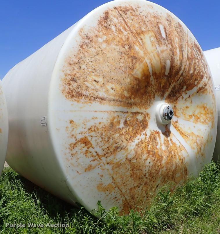 image for item DE5362 Poly tank