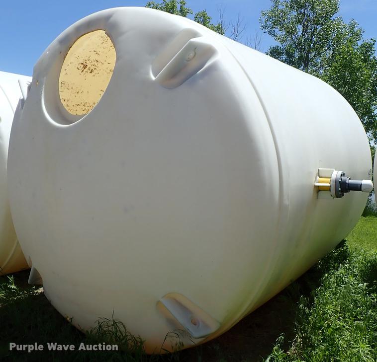 image for item DE5362 Poly tank