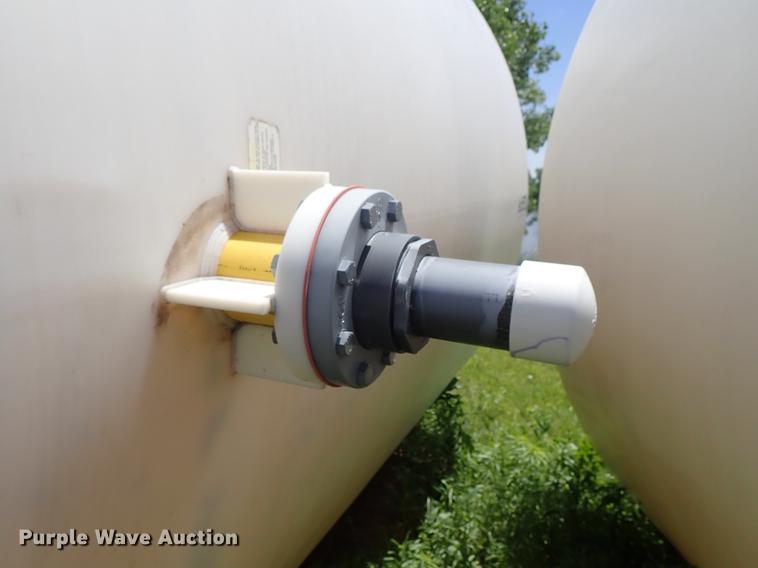 image for item DE5362 Poly tank