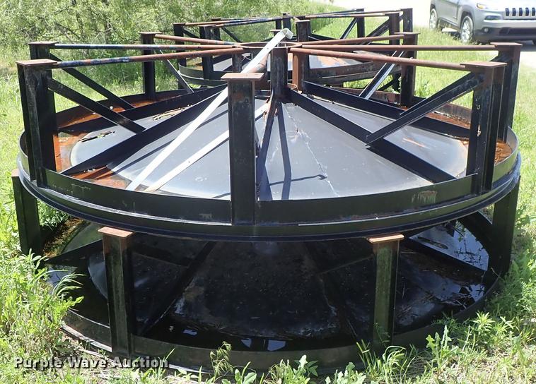 image for item DE5362 Poly tank