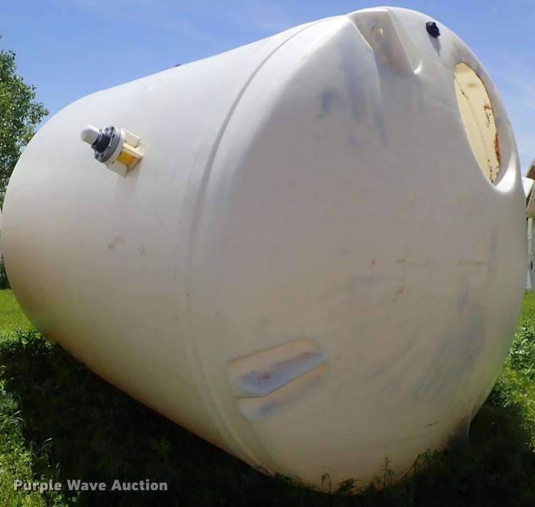 image for item DE5363 Poly tank