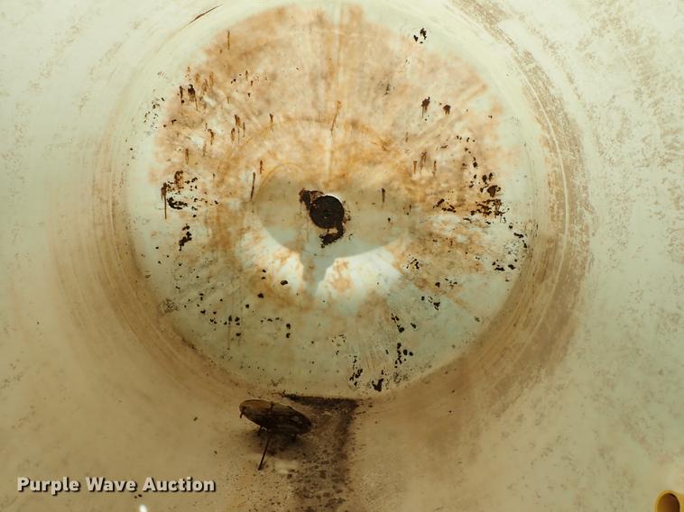 image for item DE5363 Poly tank