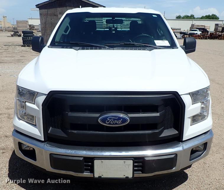image for item DE5365 2015 Ford F150 Super Crew pickup truck