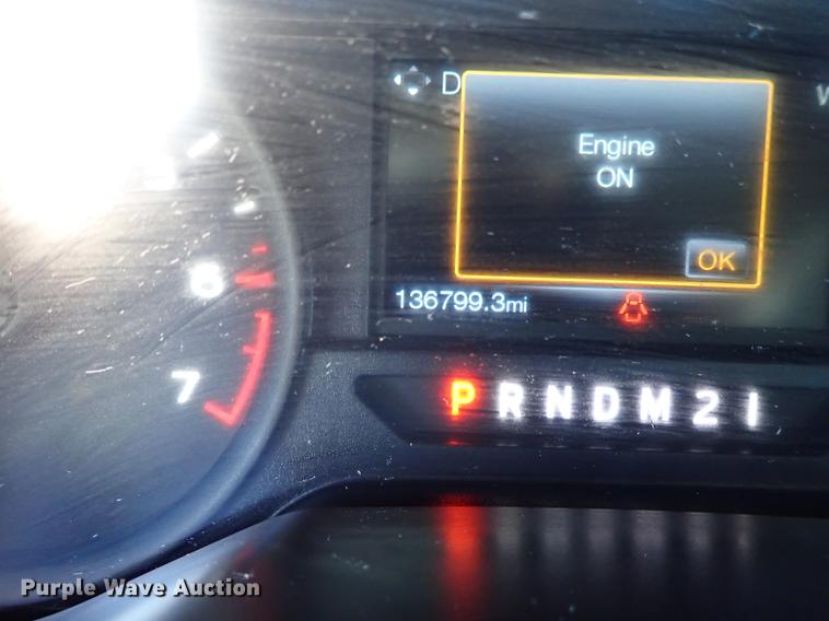 image for item DE5365 2015 Ford F150 Super Crew pickup truck