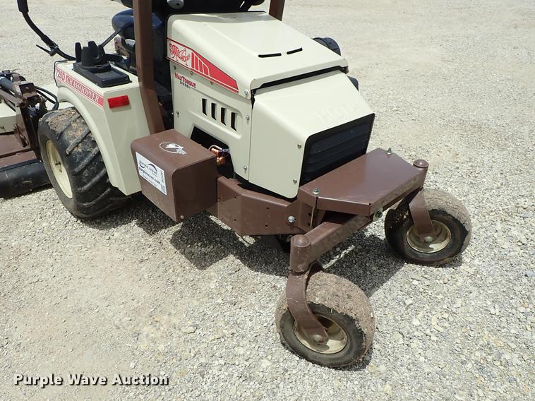 image for item DE5381 2015 Grasshopper 725D ZTR lawn mower