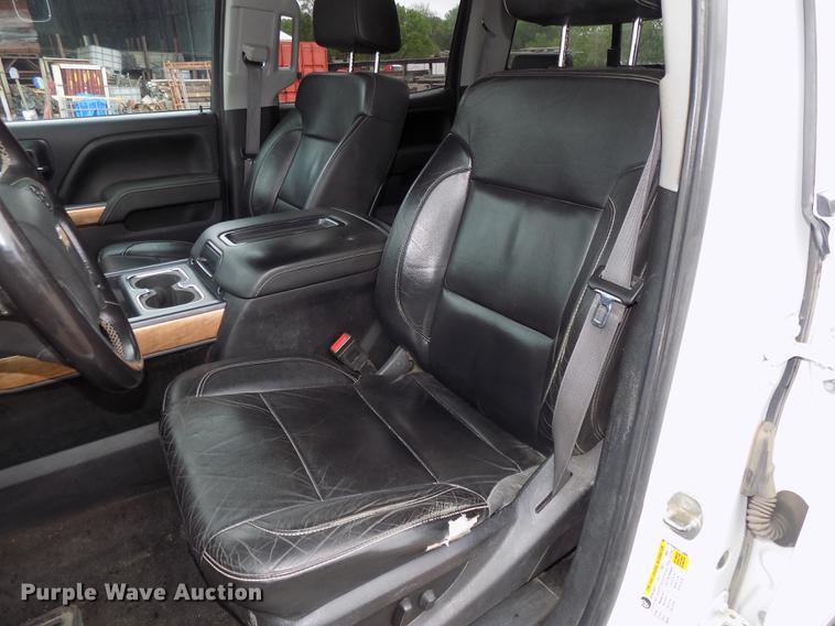 image for item DE7681 2015 Chevrolet Silverado 2500HD LTZ Crew Cab pickup truck