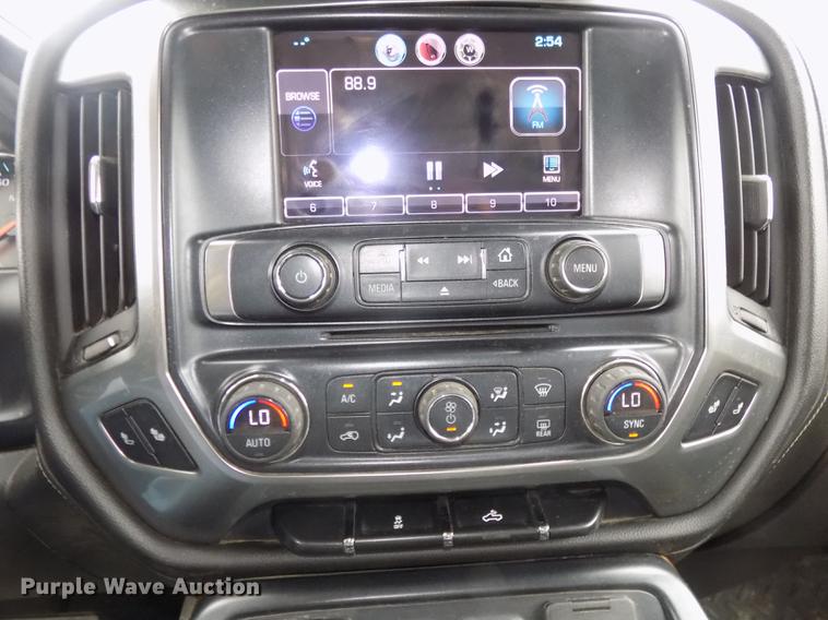 image for item DE7681 2015 Chevrolet Silverado 2500HD LTZ Crew Cab pickup truck