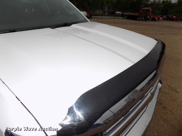 image for item DE7681 2015 Chevrolet Silverado 2500HD LTZ Crew Cab pickup truck