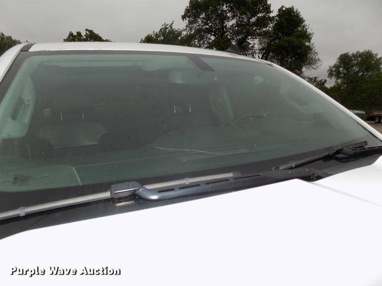 image for item DE7681 2015 Chevrolet Silverado 2500HD LTZ Crew Cab pickup truck