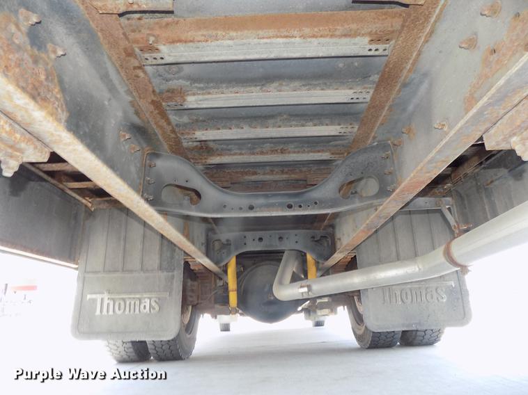 image for item DE7682 1997 International 3800 school bus