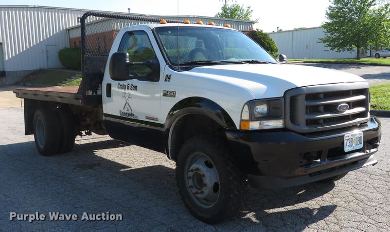 image for item DE8043 2003 Ford F450 Super Duty XL flatbed truck