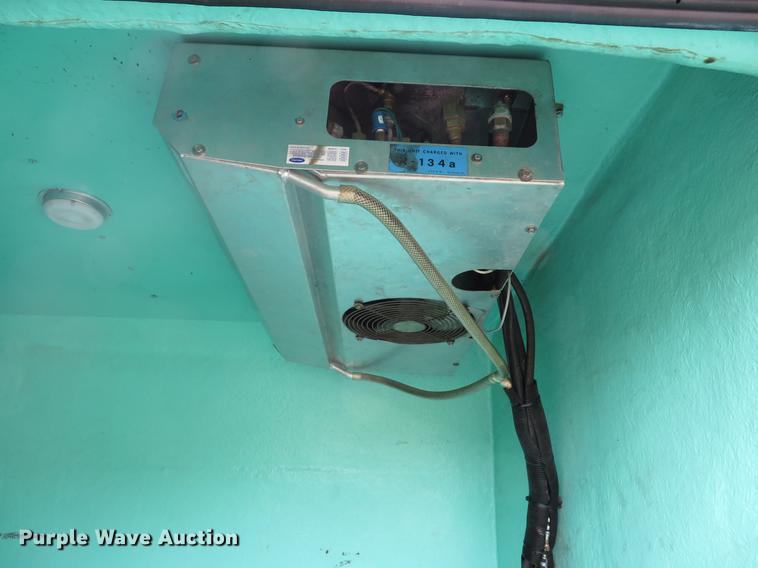 image for item DE8051 2005 Freightliner Sprinter refrigerated delivery van