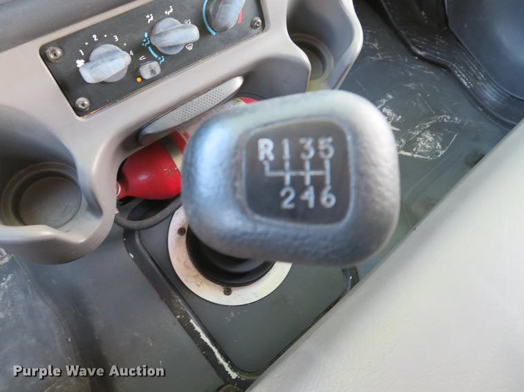 image for item DE8065 2004 Freightliner Business Class M2 box truck